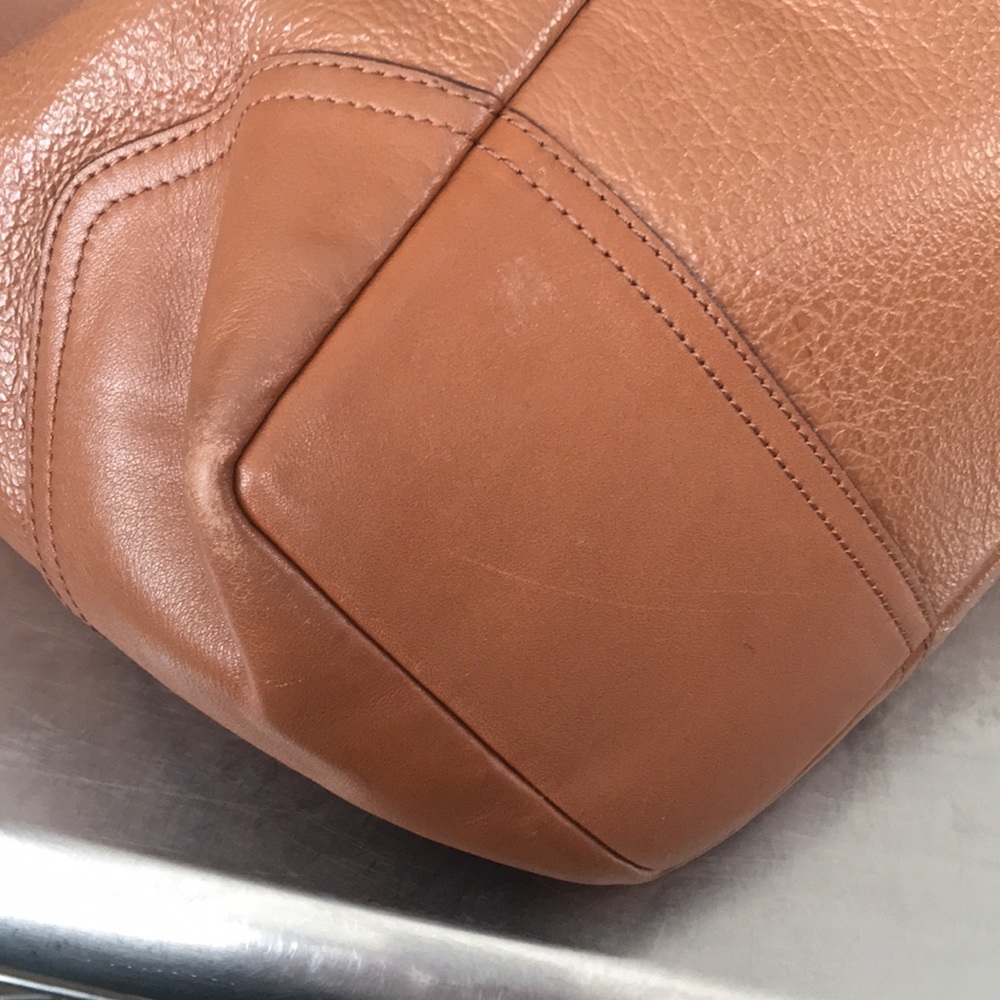 Coach/ Hadley/LXE/Grain Saddle/ Medium/Duffle/ - Picture 7 of 8